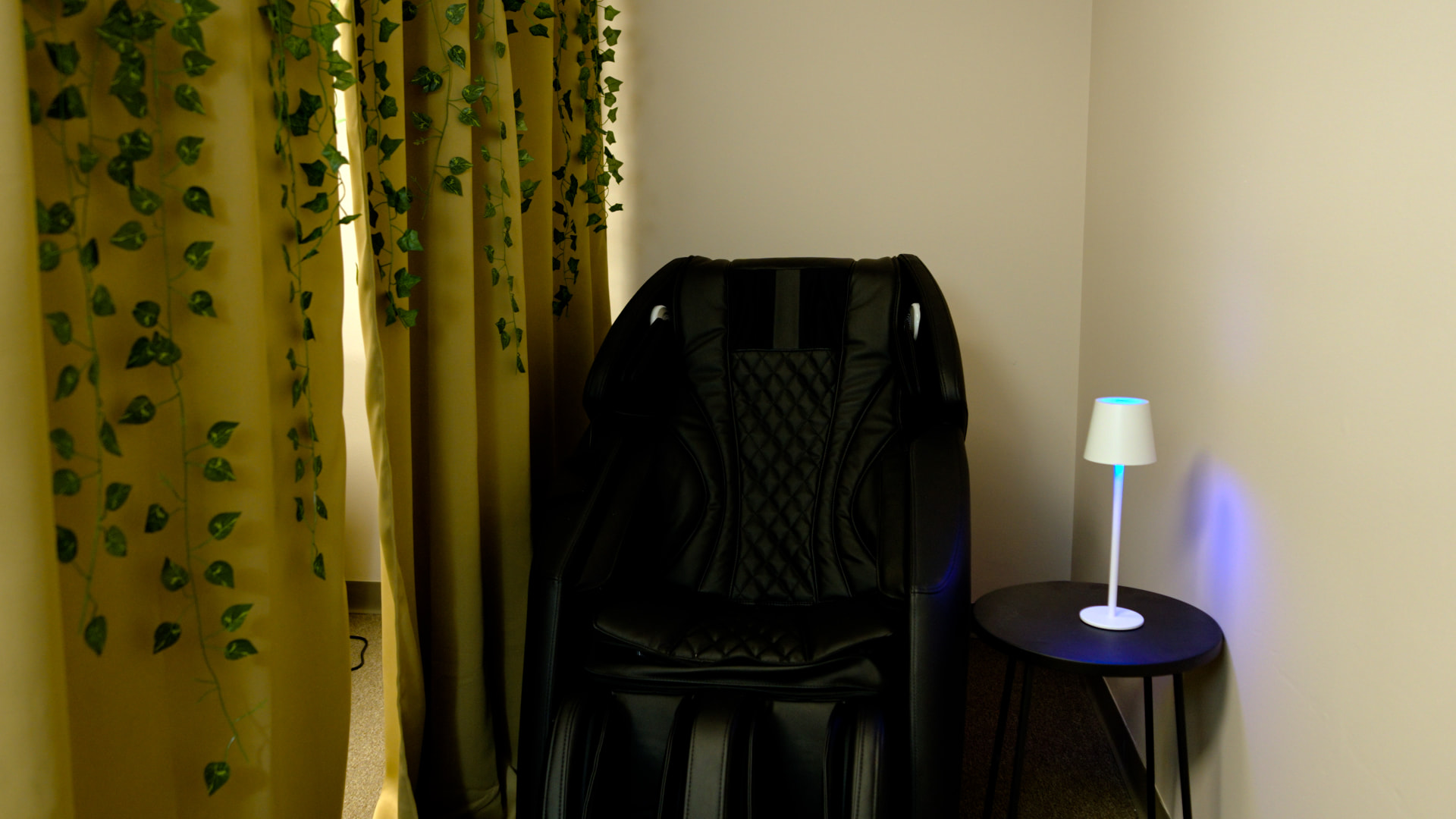 AI zero-gravity massage chair and calm rest corner at The Well Rest Spot in Clintonville